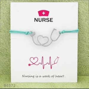 ❤️👩‍⚕️BACK IN STOCK❤️👩‍⚕️CUTE!! Nurse Bracelet in MINT GREEN